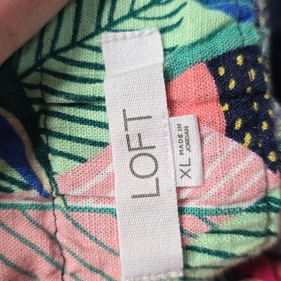 {LOFT} Fluid Wide Leg Crop Pants in Palm Print - Size XL - Picture 12 of 12